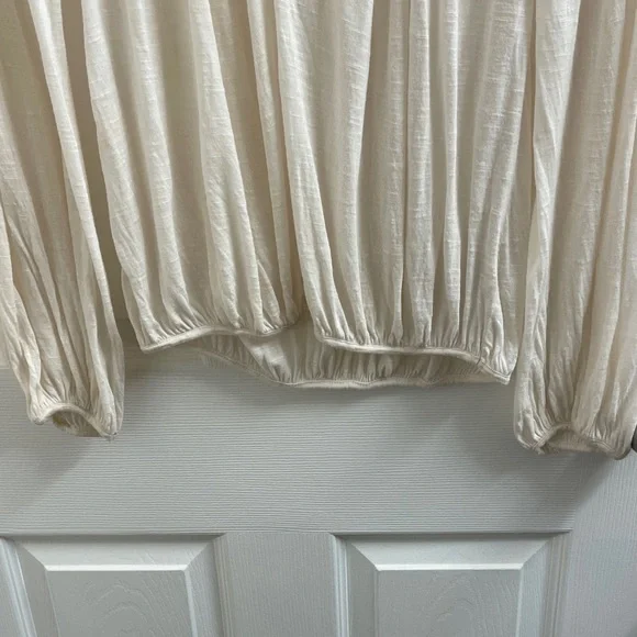 Free People Boho Yummy Slub Ivory Embellished Beaded Sequin Top Size XS - Picture 6 of 13